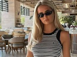 The Mirror - News update