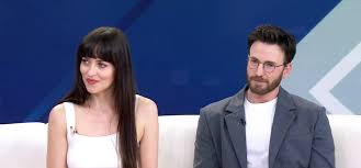 Dakota Johnson's Hilarious Dating Rule: 'Not An A——' Steals the Show - Imagen principal del artículo