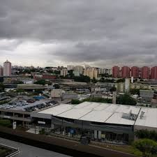 Cidade de São Paulo inicia semana com tempo nublado; outras regiões do Brasil têm alertas de chuvas