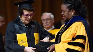 Billie Jean King graduates 65 years after starting at Cal State LA