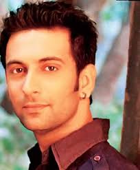 Nandish Sandhu had no place to escape to when fans began bothering him on a flight. “A group of six to seven came up to me one by one requesting pictures,” ... - Nandish%2520Sandhu