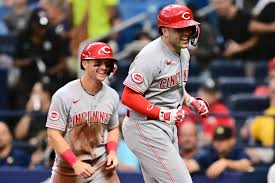 Padres on deck: Skidding Reds visiting to close homestand