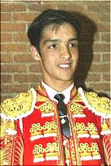 Nombre propio: Miguel Murillo Naranjo Apoderado actual: Francisco González Carrasco Fecha de nacimiento: 19/05/1984. Localidad de nacimiento: Mérida - miguel-murillo