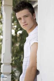 Resultado de imagem para fotos de josh hutcherson