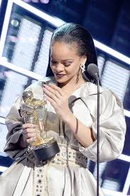 Image result for rihanna vma 2016