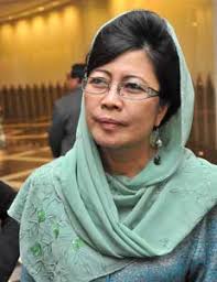 Minister of Welfare, Women and Family Development Datuk Fatimah Abdullah yesterday urged school teachers to look at the matter positively because feedback ... - A1850