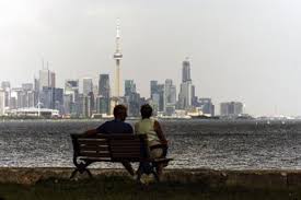 Toronto weather recap: Toronto fire reports surge in heat-related emergency incidents; some city pools to stay open late