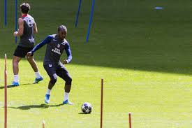 Lookman y Cardoso, titulares en el Atlético