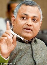 Former advocate Somnath Bharti said he was only trying to collect evidence to prove his client&#39;s - article-2539407-1AAB32B200000578-588_306x423