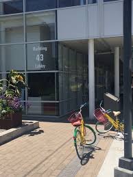 Résultat de recherche d'images pour "googleplex images"