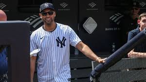 Derek Jeter to throw first pitch for Game 3 of 2024 World Series at Yankee 
Stadium