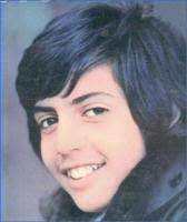 Noam Kaniel né le 18 août 1962 en Israël est un chanteur, compositeur. Il commence à chanter dès l&#39;âge de huit ans avant d&#39;être repéré en 1972 par Mike ... - 2596403750_1