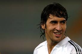 Picture 9710 « In Pictures: Raul Gonzalez&#39;s Career At Real Madrid – 1994-2010 | Who Ate all the Pies - pa-photos_t_raul-gonzalez-real-madrid-career-photos-2707v