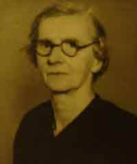 Sarah Northcott née Heslop late Porritt. Sarah Heslop was born on 8 June 1890 in 24 Mozart Street, West Hartlepool, Durham, England, her father was a wagon ... - sarah-porritt-id-27744