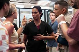 ER Doctor Reacts to Ethical Boundaries in "The Pitt" Season 2