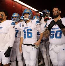 Detroit Lions Injury Updates: Sewell and Decker Play, Key Inactives