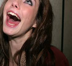 Resultado de imagen de kaya scodelario skins