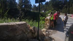 Dos fallecidos tras la caída de un vehículo al río Clariano en Ontinyent