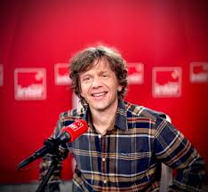 Alex Lutz Adapte 