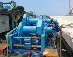 Mooring Winch for Ships-Electric & Hydraulic Type