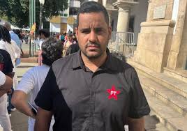 Tássio Brito questiona narrativa de ‘mudança’ de ACM Neto