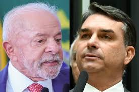 Pesquisa mostra como está a disputa entre Lula e Flávio no terceiro maior colégio eleitoral do país
