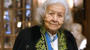 Jacqueline WORMS de ROMILLY, née DAVID (1913-2010), en 2003 en habit vert, 2ème des 7 femmes accueillies à ce jour au sein de l&#39;Académie française (1988) ... - Jacqueline-DAVID-Worms-de-Romilly-1913-2010-en-2003-quotidien-mark-blogspot-com