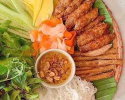 Hình ảnh về Nem nướng Buôn Ma Thuột