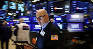 Wall St indexes end slightly higher as investors focus on Mideast peace hopes