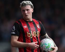 Bournemouth drop Álex Jiménez amid investigation into alleged messages to 15-year-old