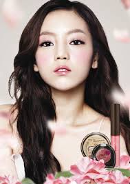 Goo Hara yang menakjubkan, mawar merah muda seperti make up untuk Alam ... - 20120227_goohara_naturerepublicpink