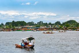 “Hot and Dry Spell to Continue in J&K, Brief Showers Likely on May 27 Evening”: MeT