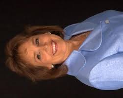 Raleigh, NC – Carrie Peele, CEO of Blue Diamond Worldwide Transportation, was awarded the 2010 Women Extraordinaire Award. - 11213183-carrie-peele-women-extraordinaire-award