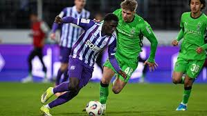 Gespräche laufen Fohlen wollen Drittliga-Talent – er war schon in Gladbach