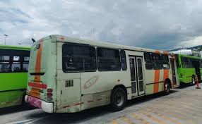 CNTE toma camiones RTP para llegar a liberar caseta de Tlalpan