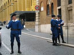 Bildergebnis für swiss vatican guard