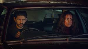 10 триллеров-сериалов Netflix с высоким рейтингом, вышедших в 2024-2026 годах
