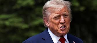 Trump verlässt G7-Gipfel frühzeitig – Merz fordert härtere Russland-Sanktionen - Imagen ilustrativa del artículo