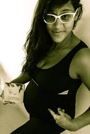 Karima Ammar ha accolto con gioia la notizia dell&#39;arrivo di una bambina, che dovrebbe nascere a febbraio, e già sa che tipo di parto vuole: “E&#39; una femmina ... - Karima-Ammar-una-vita-dentro-di-me.-Parto-naturale-senza-epidurale1