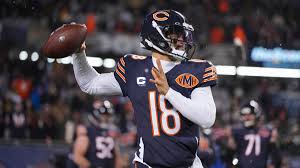 Caleb Williams has ankle injury scare vs. Packers