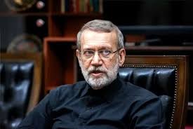 ماجرای حمله به هیئت میثم مطیعی به خاطر دعوت از علی لاریجانی