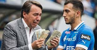 América lanza su tercera oferta al Dínamo de Moscú para fichar a Luis Chávez