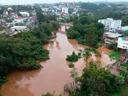 “El Niño” provoca inundaciones y mantiene en alerta al sur de Brasil