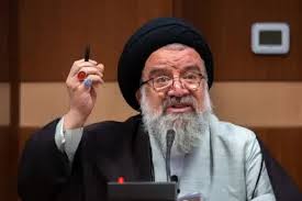 بالاترین: احمد خاتمی: اکنون زمان اطاعت است و همه مسوولان نظام باید بگویند «چشم»