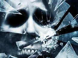 Image result for ‫آینه شکسته‬‎