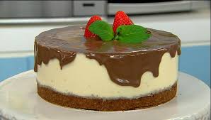 Torta de Morango com Chocolate Images?q=tbn:ANd9GcQkabMZJPLVVjHDDkldThV2CX-WafiwqKm394QNEIhLyYuudd5zxA