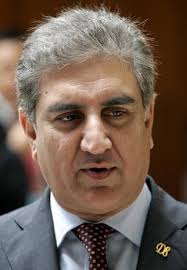 Multan, Apr. 25 : Pakistan Foreign Minister Shah Mehmood Qureshi has said that Prime Minister Dr. Manmohan Singh&#39;s positive steps in reducing heightened ... - QURESHi11