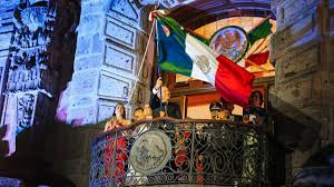 Pablo Lemus da su segundo Grito de Independencia vitoreando a niñas y niños de Jalisco