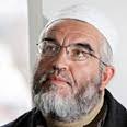 British police belatedly arrested Muslim radical preacher Ra&#39;ad Salah in the pre-dawn hours Wednesday after he entered the country freely and nearly spoke ... - 6a00e551d9d3fd883301538f88f382970b-320wi