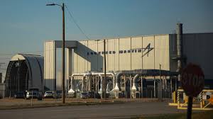 Lockheed Martin Investigated Over Race-Based Bonus Allegations - Imagen principal del artículo